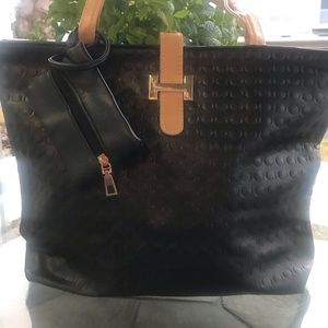 Classic Black leather handbag